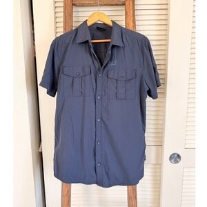 Jack Wolfskin Blue Short Sleeve Button Down Shirt Casual Lightweight